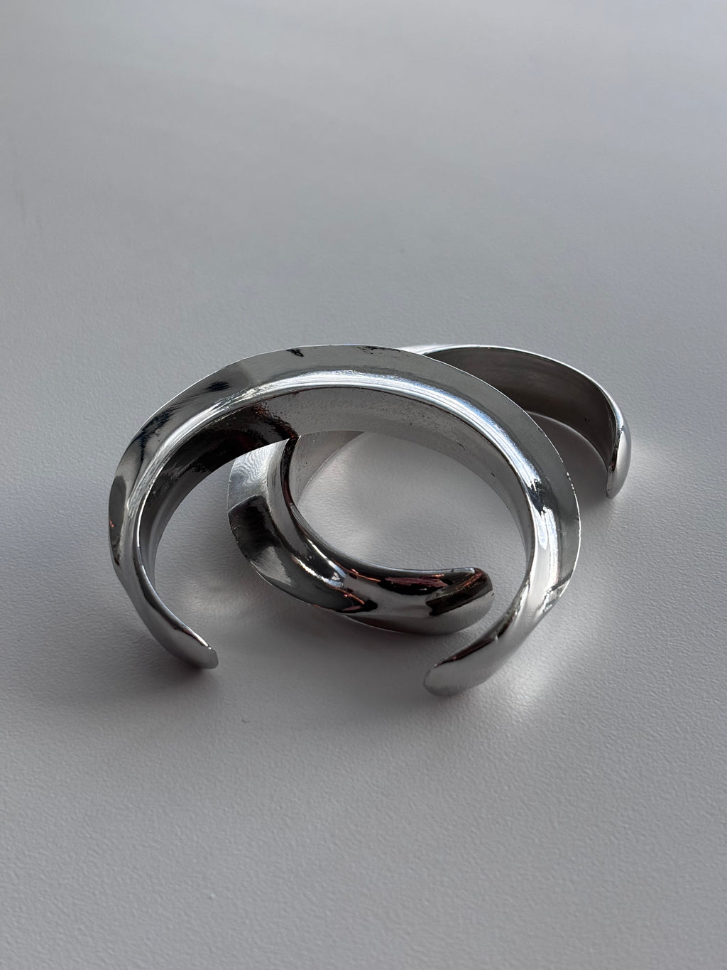 Narrow Sculptured Cuff