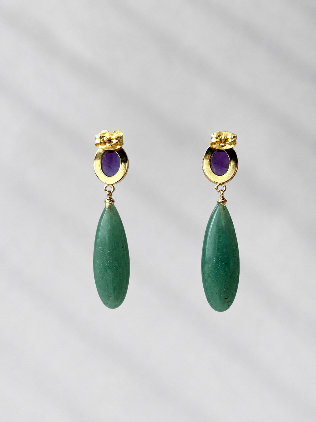 Two tone teardrops