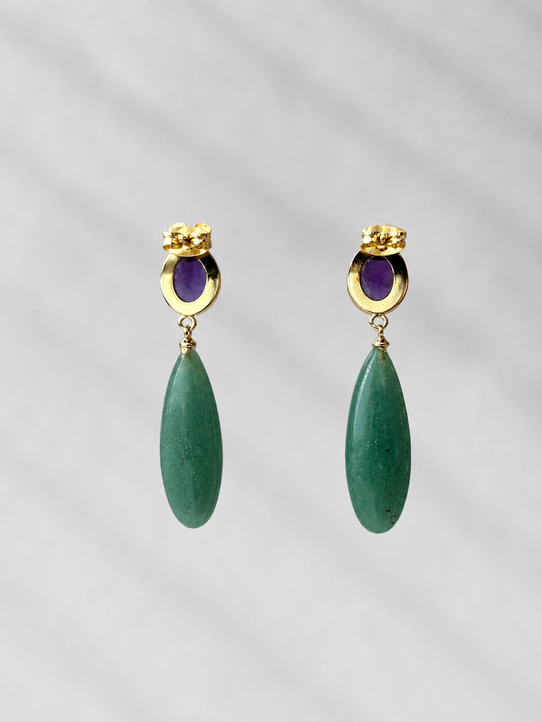 Two tone teardrops