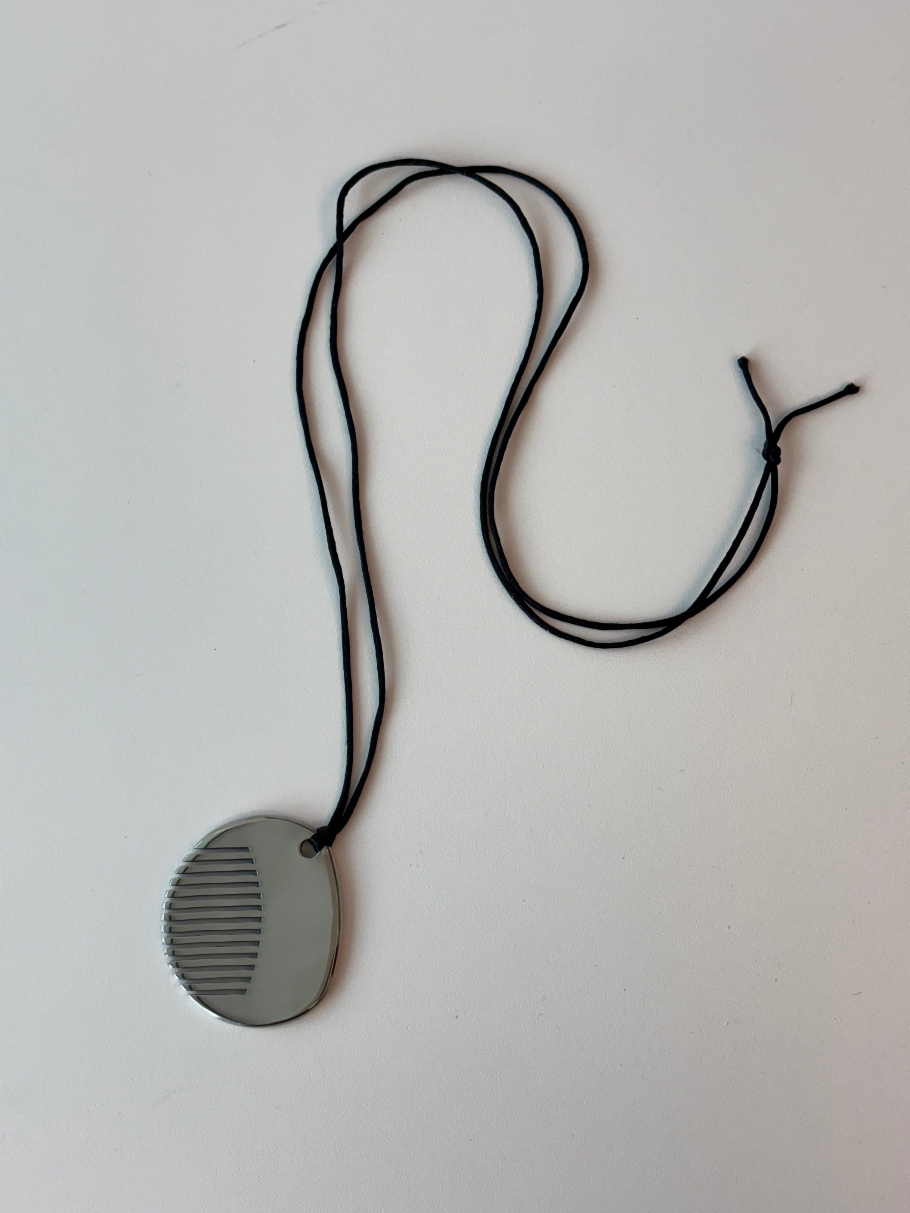 Comb Pendant Necklace