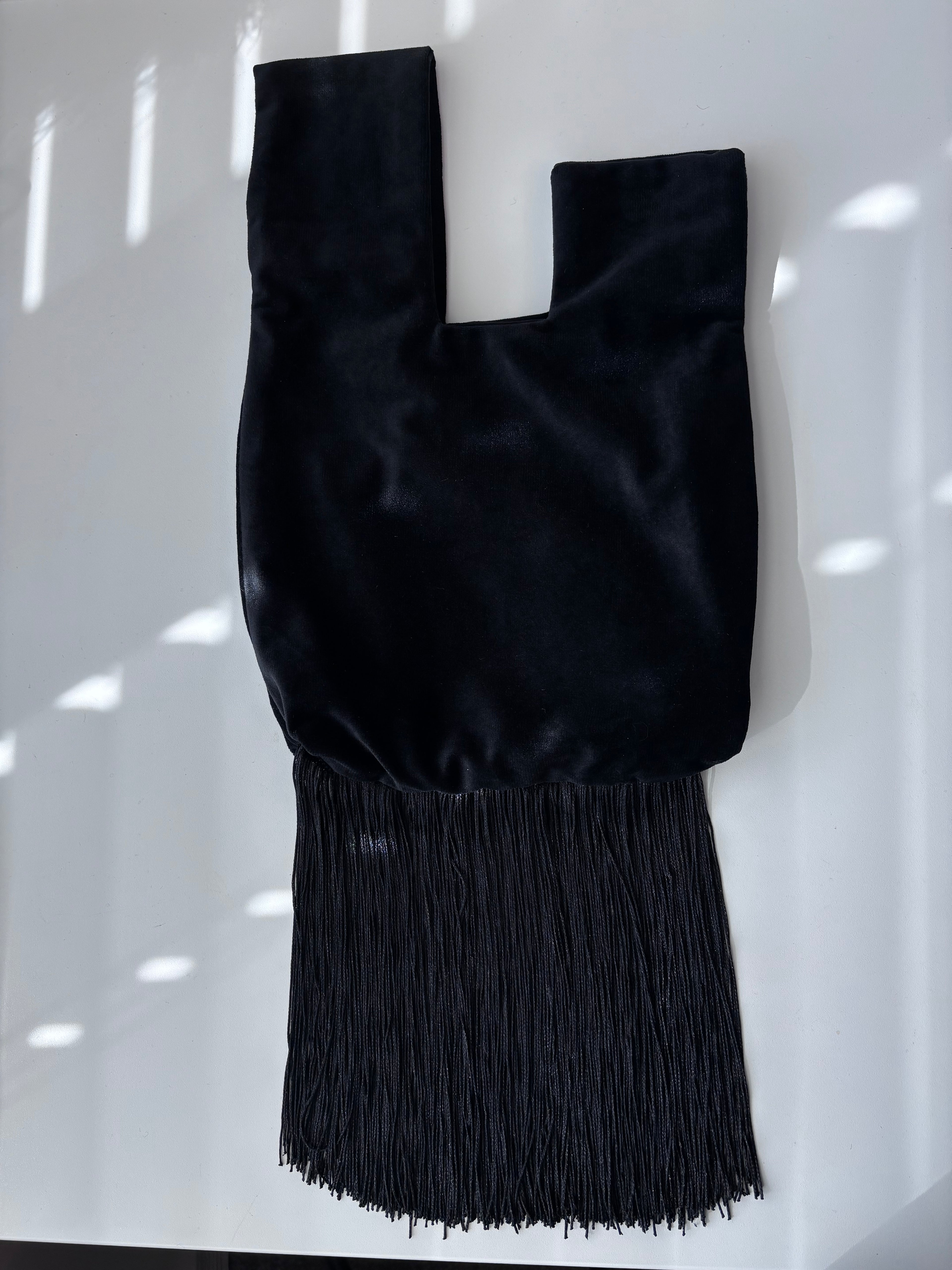 Wristlet Knot Short Fringe Bag