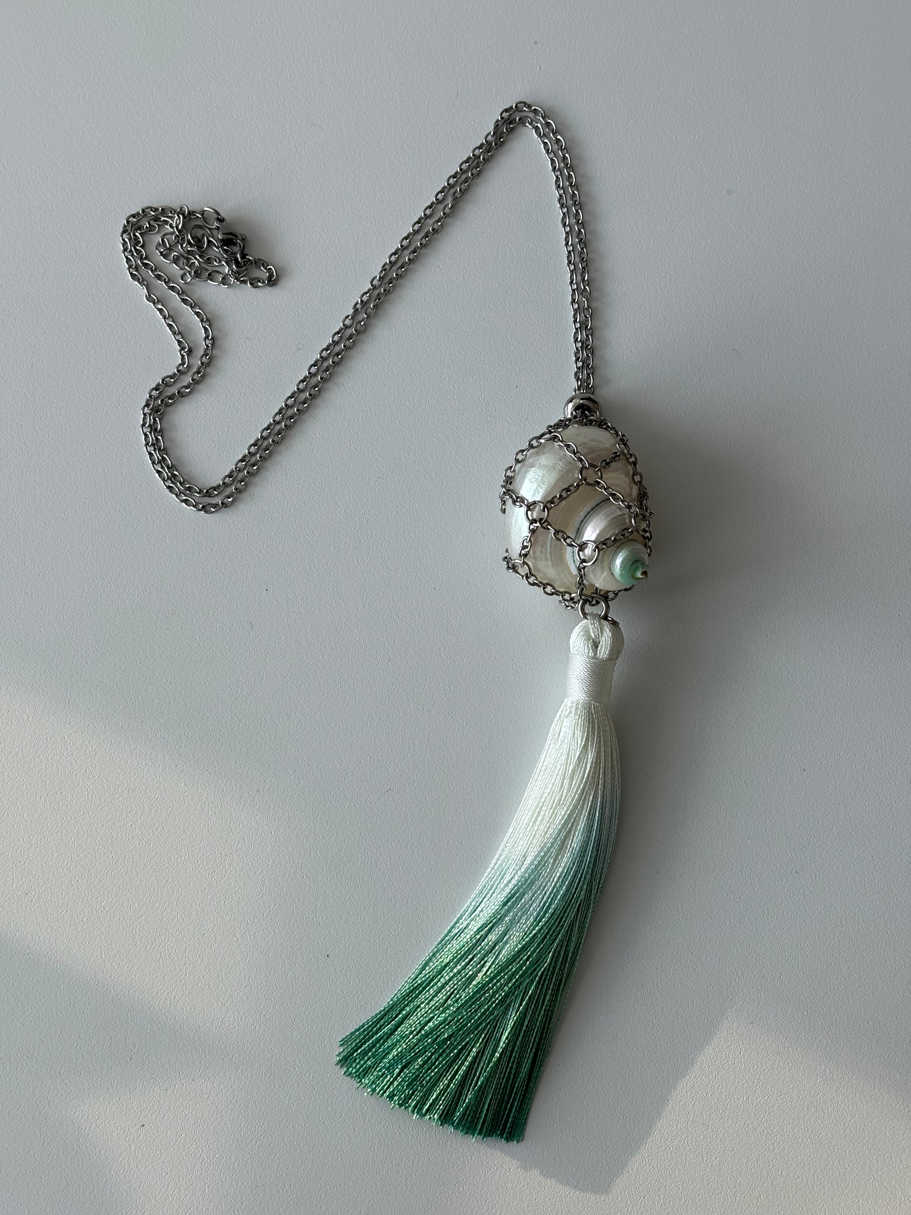 Shell Mesh Net Tassel Necklace